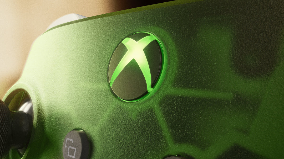 XBOX Wireless Controller X25 Special Edition, close-up of the lit green XBOX button