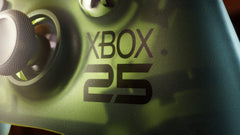 XBOX Wireless Controller X25 Special Edition, close-up of the XBOX 25 mark on the top case