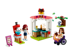 LEGO Pancake Shop alternate arrangement showing mixer stand, kiosk, tree and table