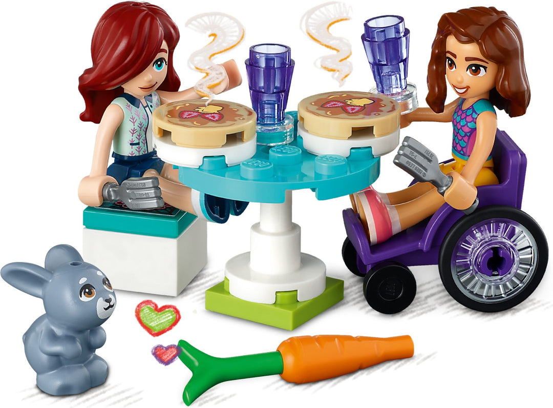 LEGO Friends Pancake Shop table with Paisley, Luna, bunny and pancakes