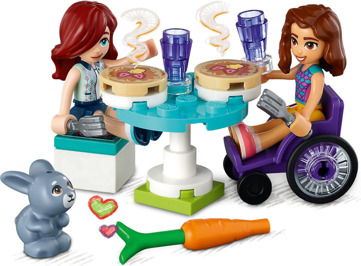LEGO Friends Pancake Shop table with Paisley, Luna, bunny and pancakes