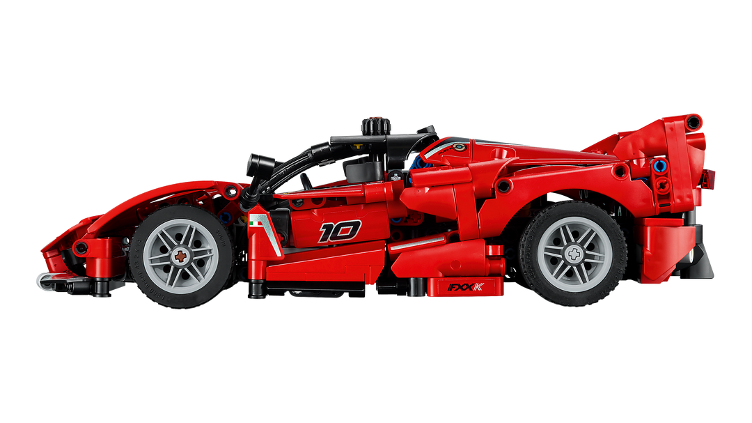 LEGO Technic Ferrari FXX K 42212, Ferrari FXX K in side profile