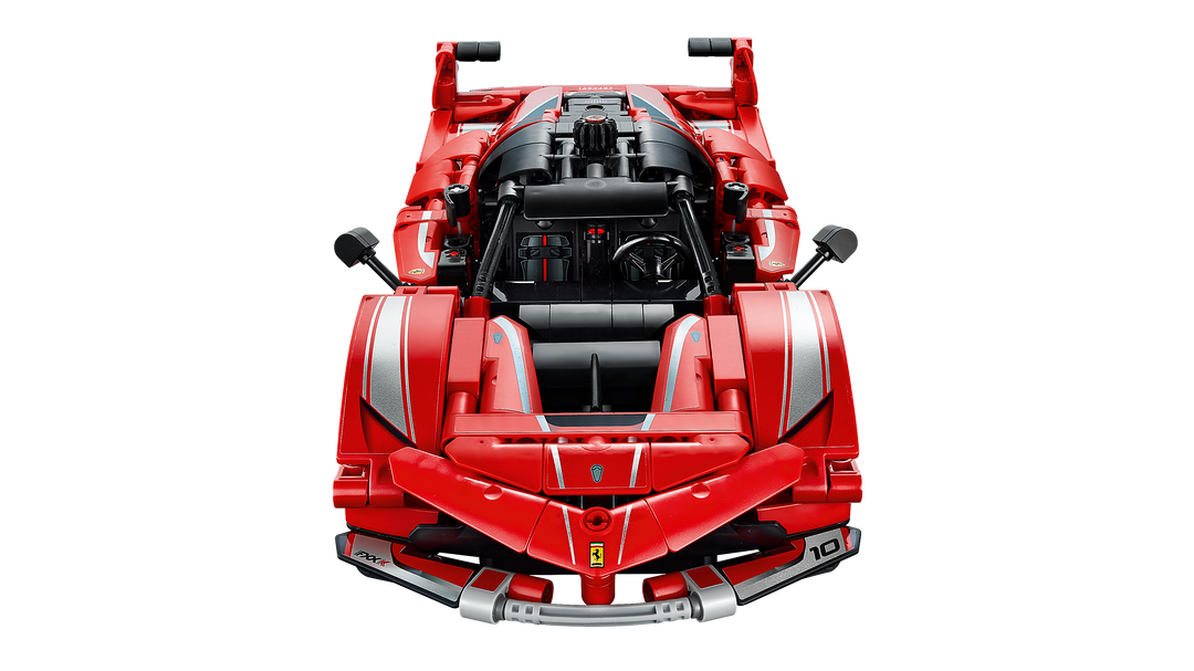 LEGO Technic Ferrari FXX K 42212, Ferrari FXX K from the front