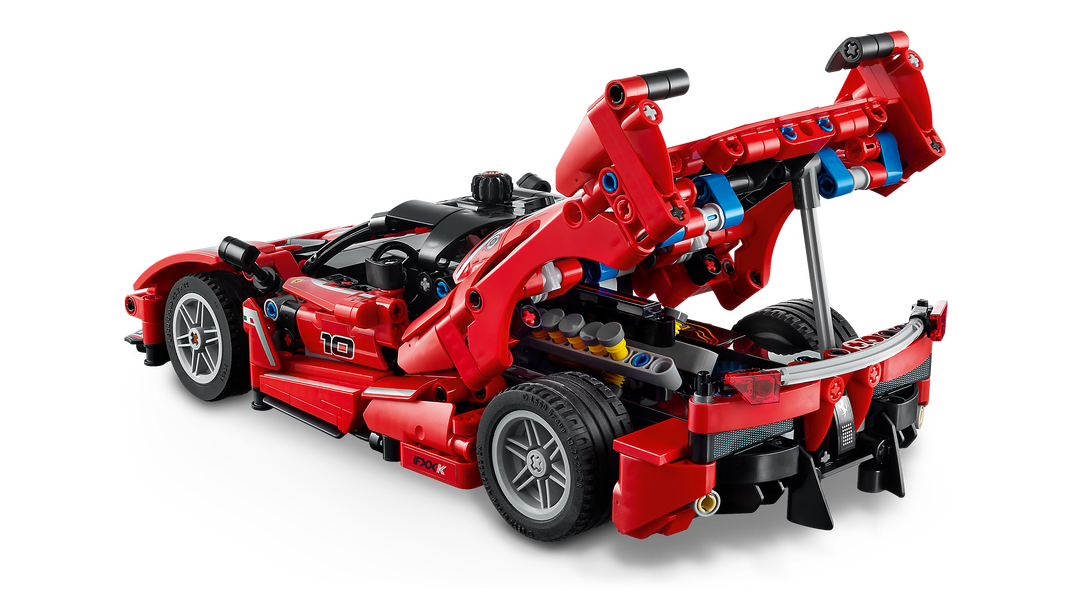 LEGO Technic Ferrari FXX K 42212, butterfly doors and engine cover open
