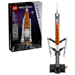 LEGO Technic NASA Artemis Space Launch System Rocket 42221, box front with the built rocket on its launch base