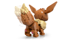 LEGO Pokémon Eevee 72151, Eevee from behind with the tail angled