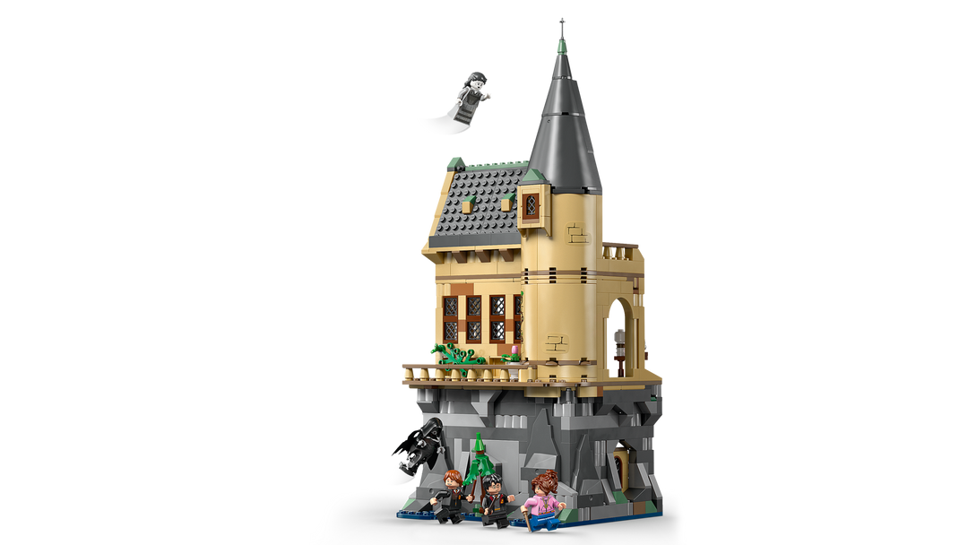 LEGO Harry Potter Hogwarts Castle: Hospital Wing 76463, front of the tower on its rocky base
