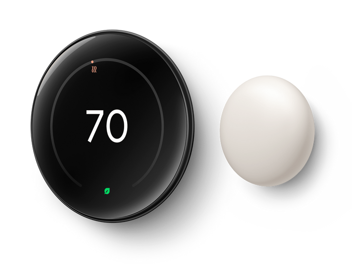 Nest Learning Thermostat 4th gen in Polished Obsidian with Nest Temperature Sensor, angled view showing 70 degrees #color_polished-obsidian