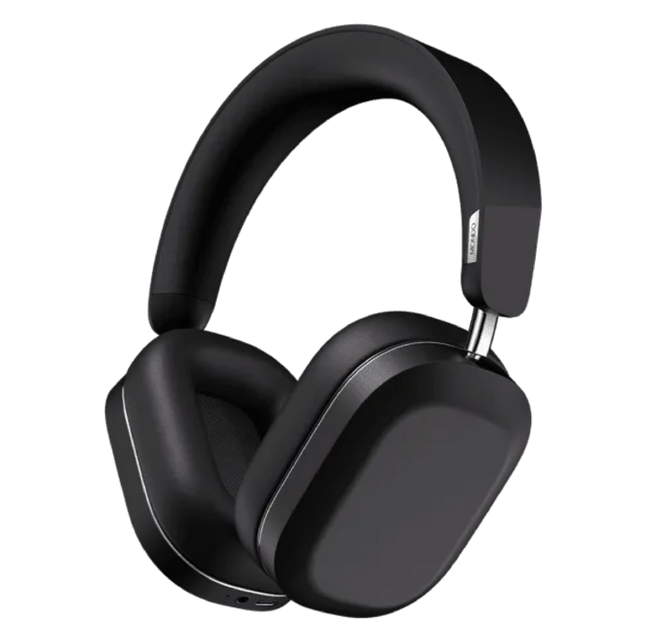 Mondo by Defunc over-ear headphones in black, front view