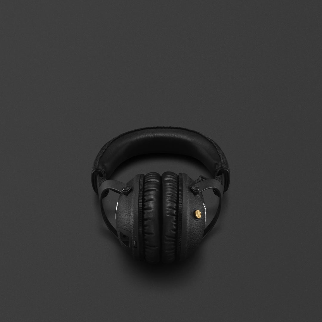 Marshall Monitor II A.N.C. headphones from below, ear cushions, from marshall.com