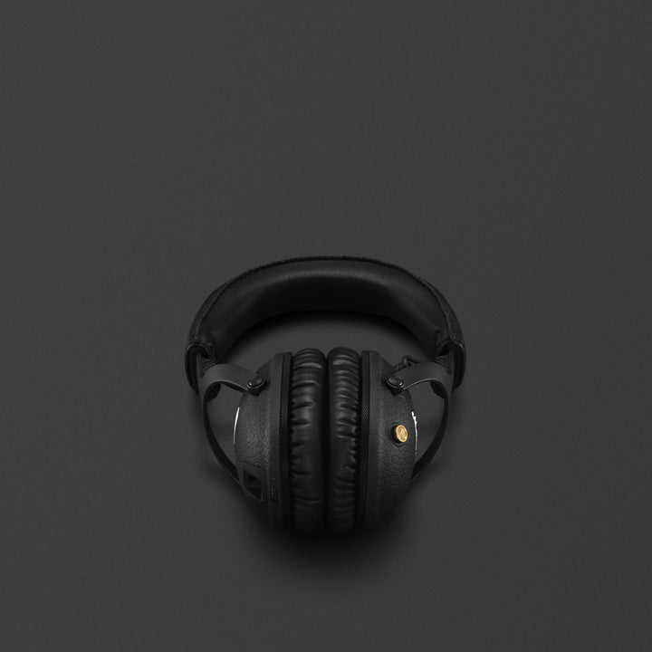 Marshall Monitor II A.N.C. headphones from below, ear cushions, from marshall.com