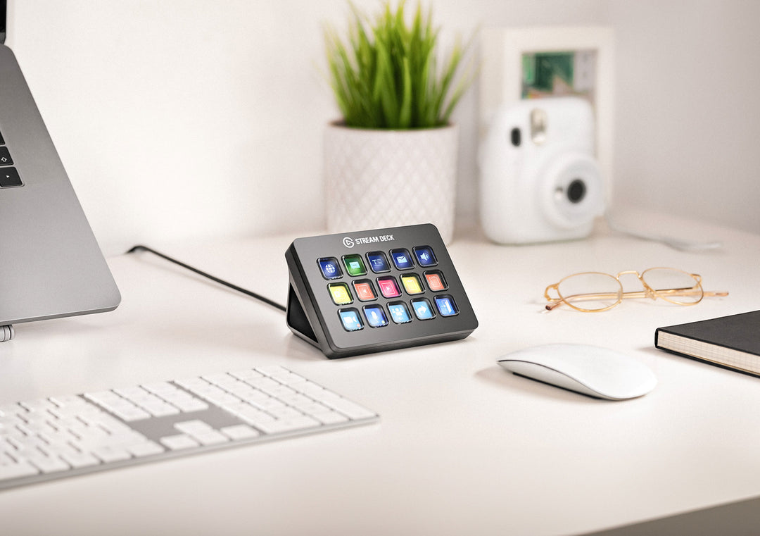 Elgato Stream Deck MK.2 Black, angled view of the LCD key grid